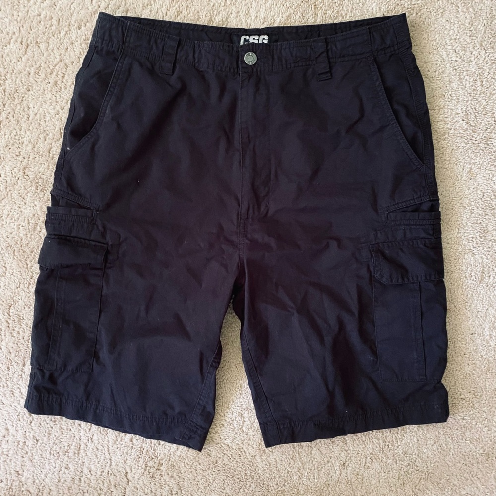 Men’s Black CSG Cargo Shorts sz 36 Champs Sports Gear